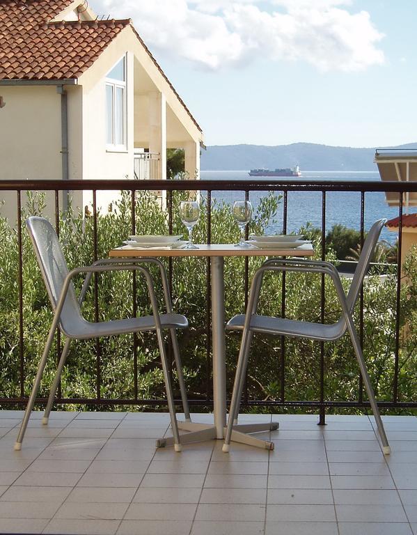 Apartments Denise Podgora Εξωτερικό φωτογραφία